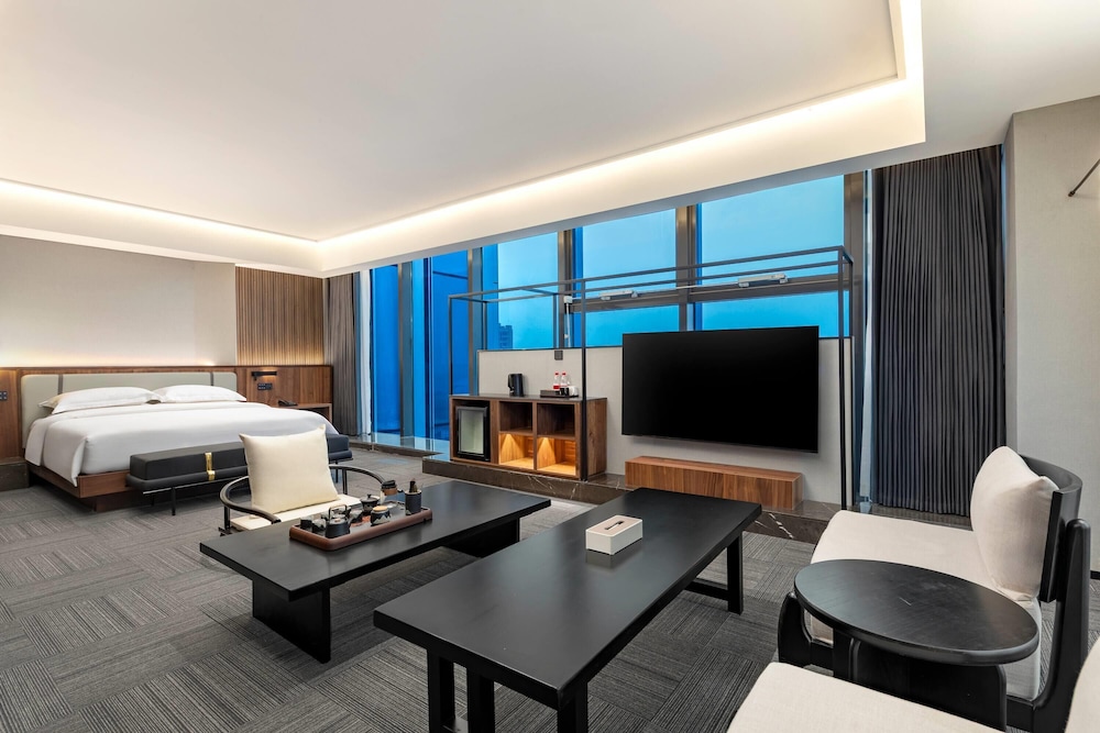 Hawthorn by Wyndham Yueyang Railway East Station 7/18