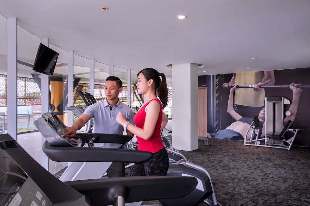 IBIS YOGYAKARTA ADI SUCIPTO 28/54