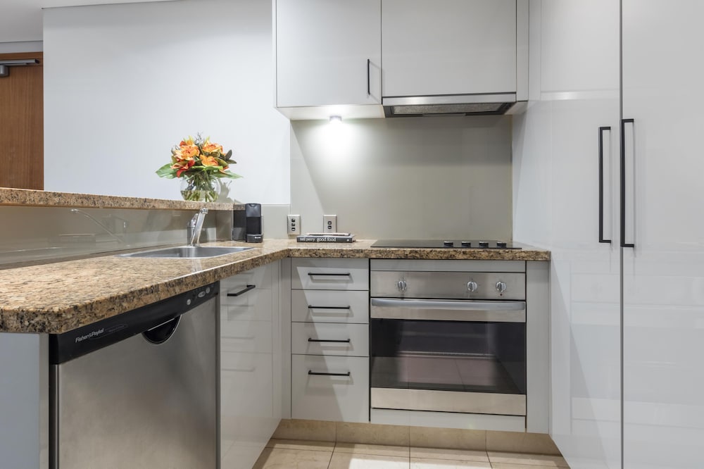 Avani Auckland Metropolis Residences 11/66