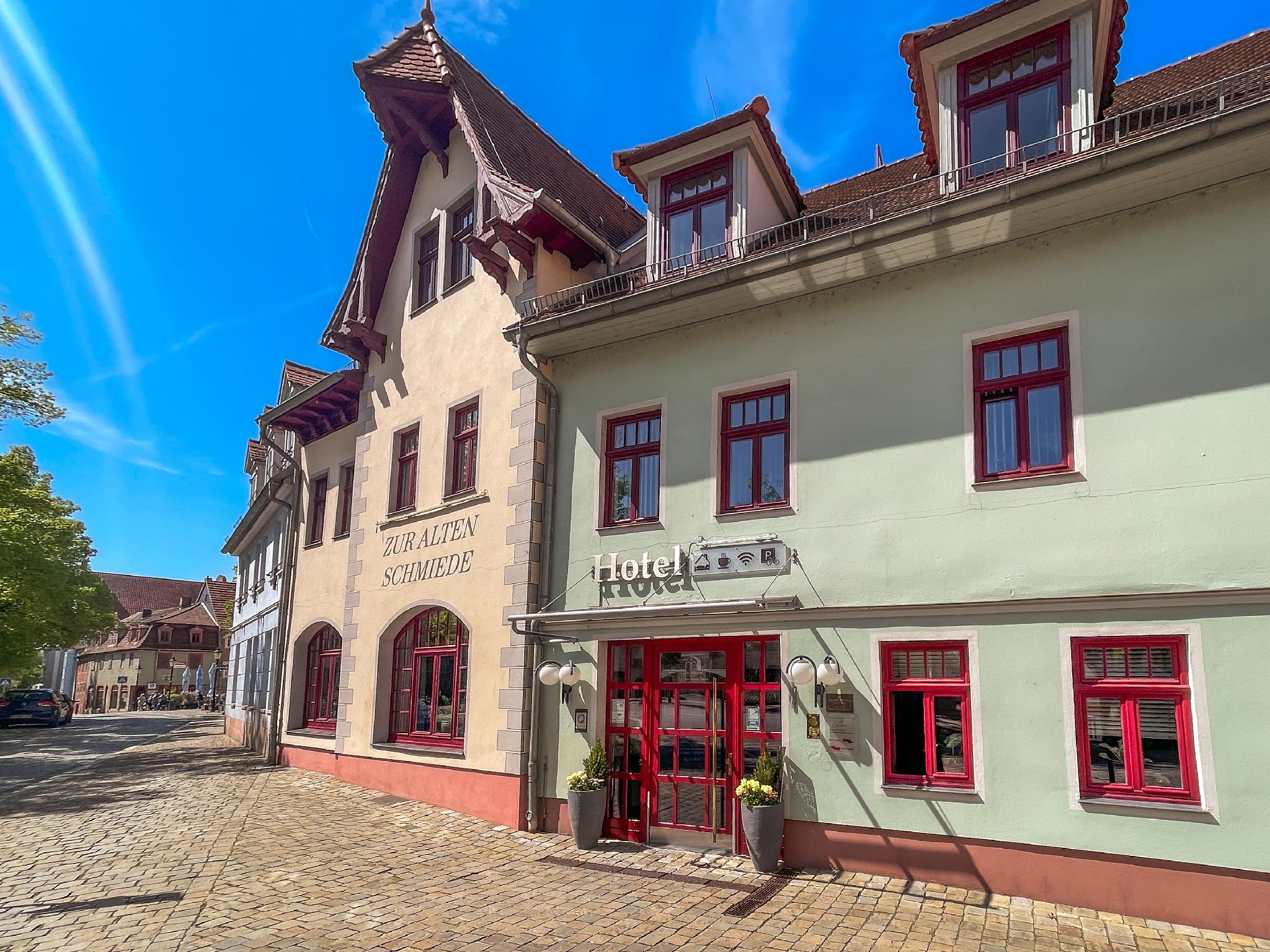 Hotel Zur Alten Schmiede 8/40