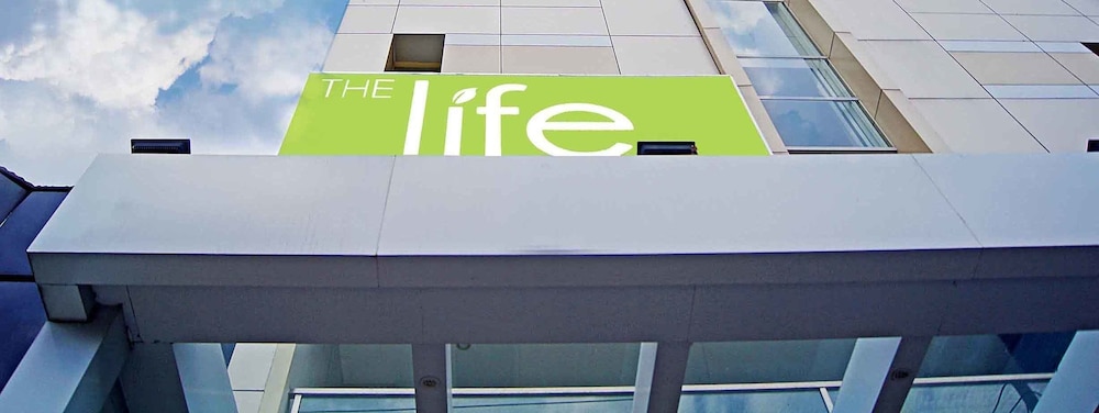 The Life Hotels 2/26