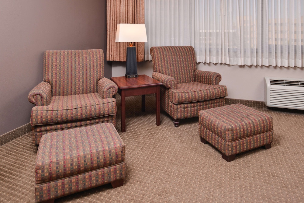 Best Western Plus Kelly Inn 20/27