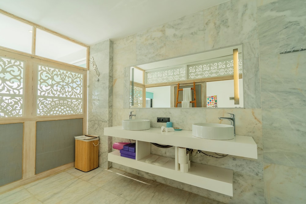 Mandalina Luxury Suites 49/50