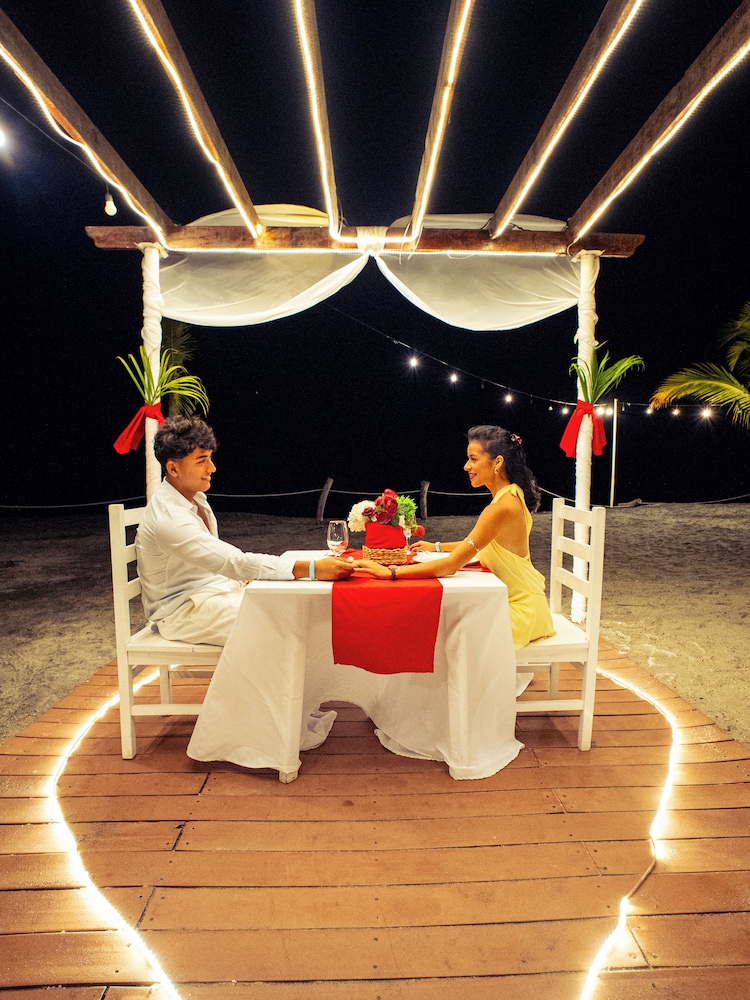 Playa Blanca Beach Resort - All Inclusive 9/61