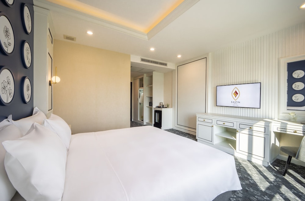 Eastin Hotel Vientiane 10/50
