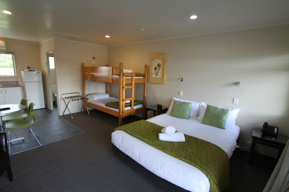 Lake Taupo TOP 10 Holiday Resort 23/78
