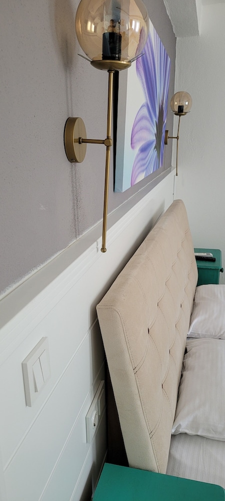 Tenes Otel 30/41