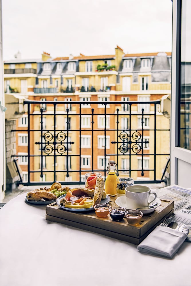 MERCURE PARIS ALESIA 38/66