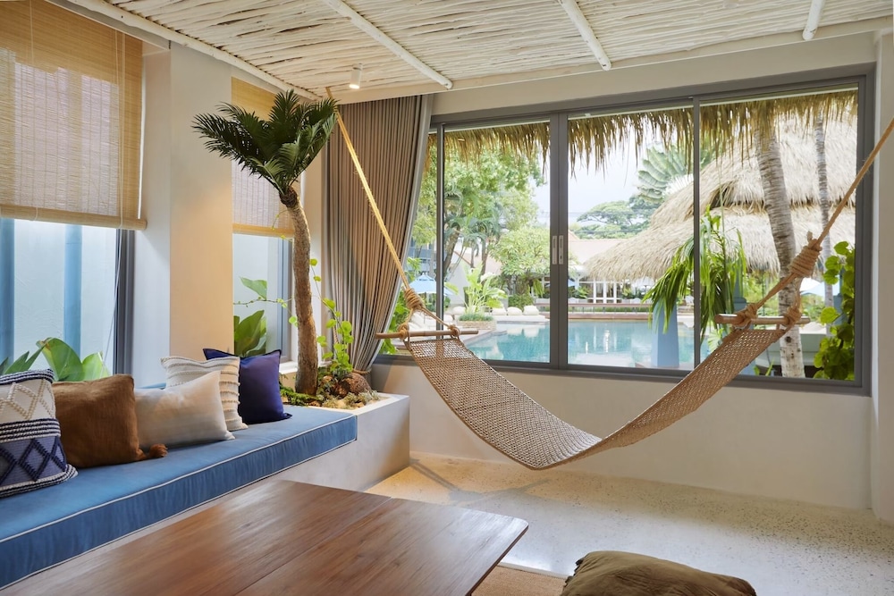 The Peri Hotel Hua Hin 33/50