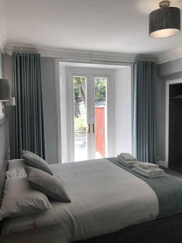 Arrandale Guest House 7/43