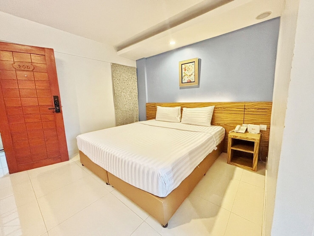 STANDARD, DOUBLE BED