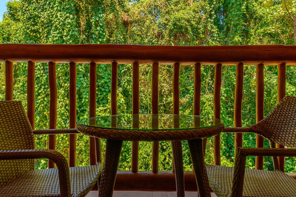 Kalango Boutique Hotel 3/75