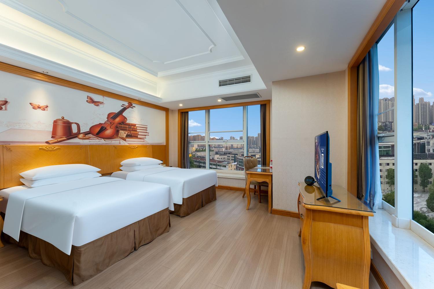 Vienna International Hotel (Yichang East Railway Station) 28/50