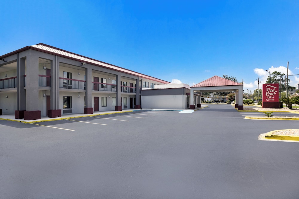 Red Roof Inn & Suites Statesboro - University 36/45