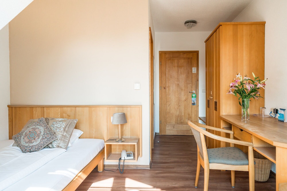 Okotel Hamburg 23/50