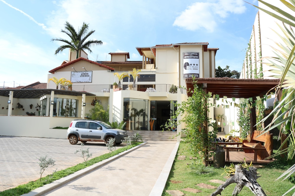 Cafe Palace Hotel 70/76