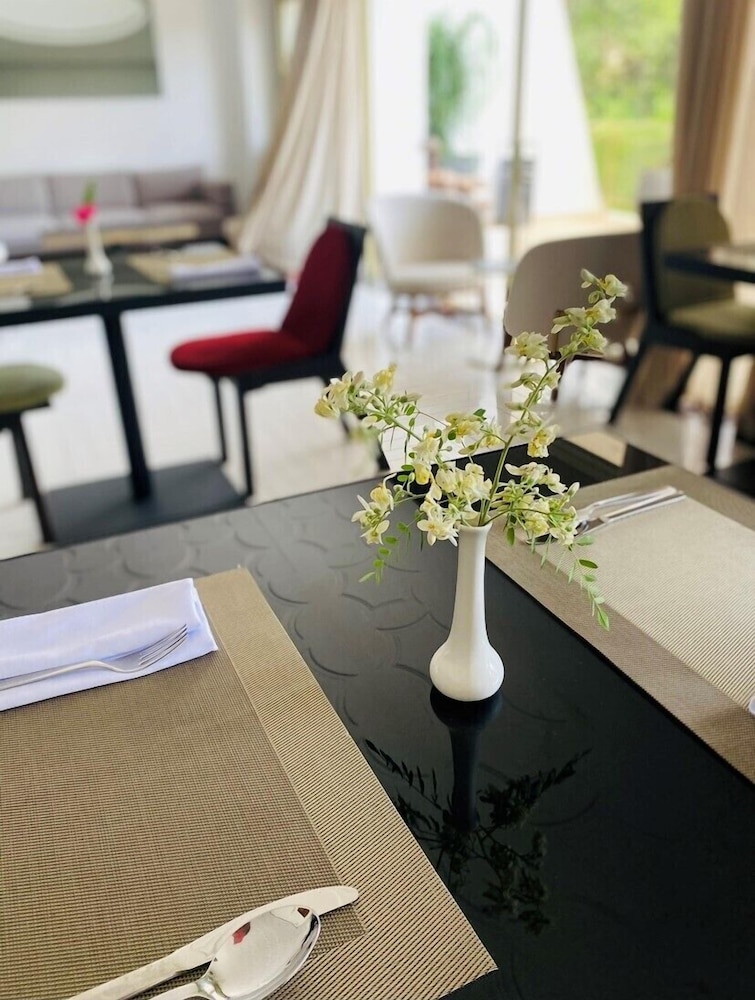 Lepic Villa Hotel 35/50