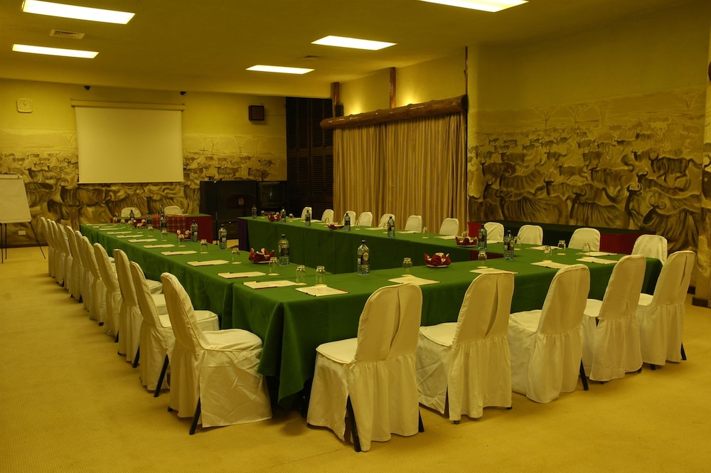 Amboseli Serena Safari Lodge 61/81