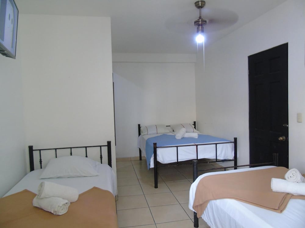 Hotel Quinta Avenida 36/56