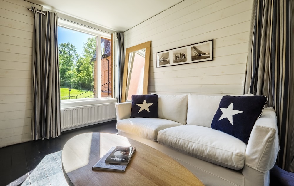 J Hotel Stockholm 20/65