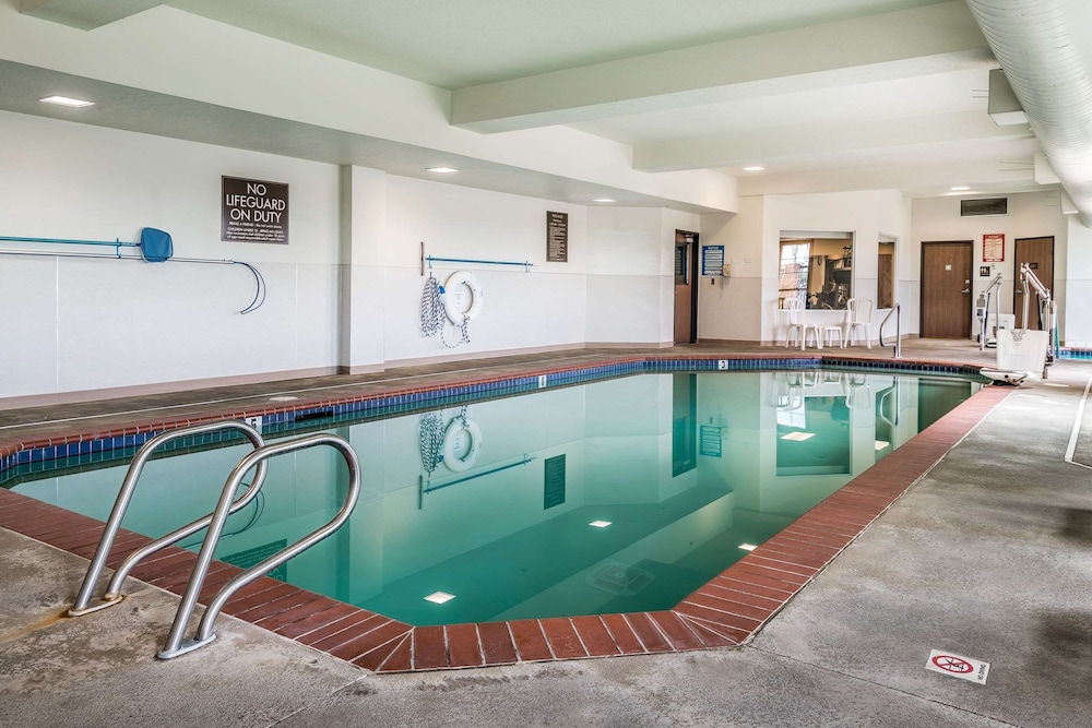 Comfort Inn and Suites Hermiston, OR 3/47