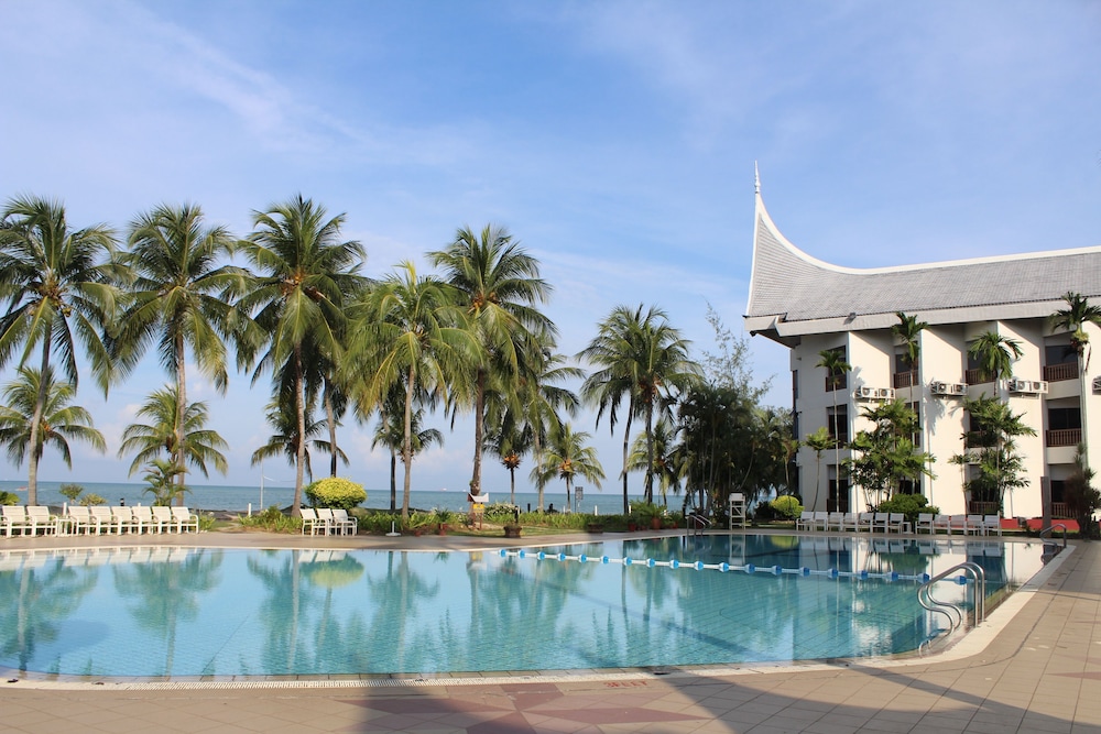 THE GRAND BEACH RESORT PORT DICKSON 49/49