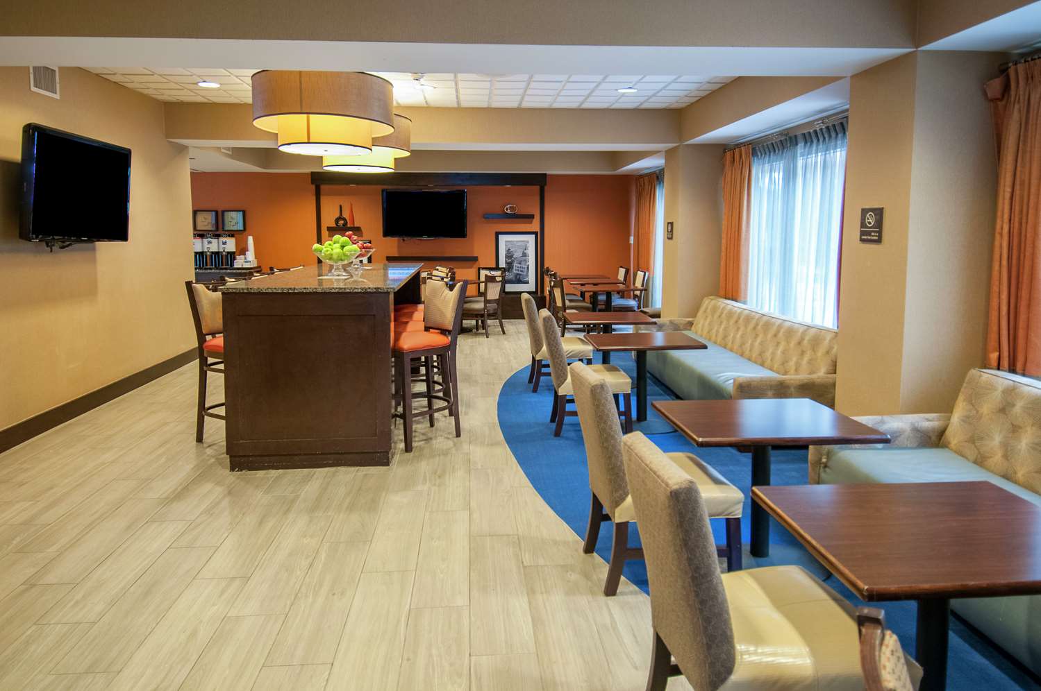 restaurant cafeteria
