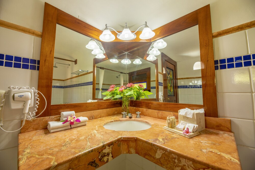 The Lodge At Uxmal 50/50