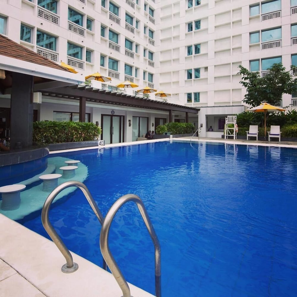 Quest Serviced Residences in CEBU