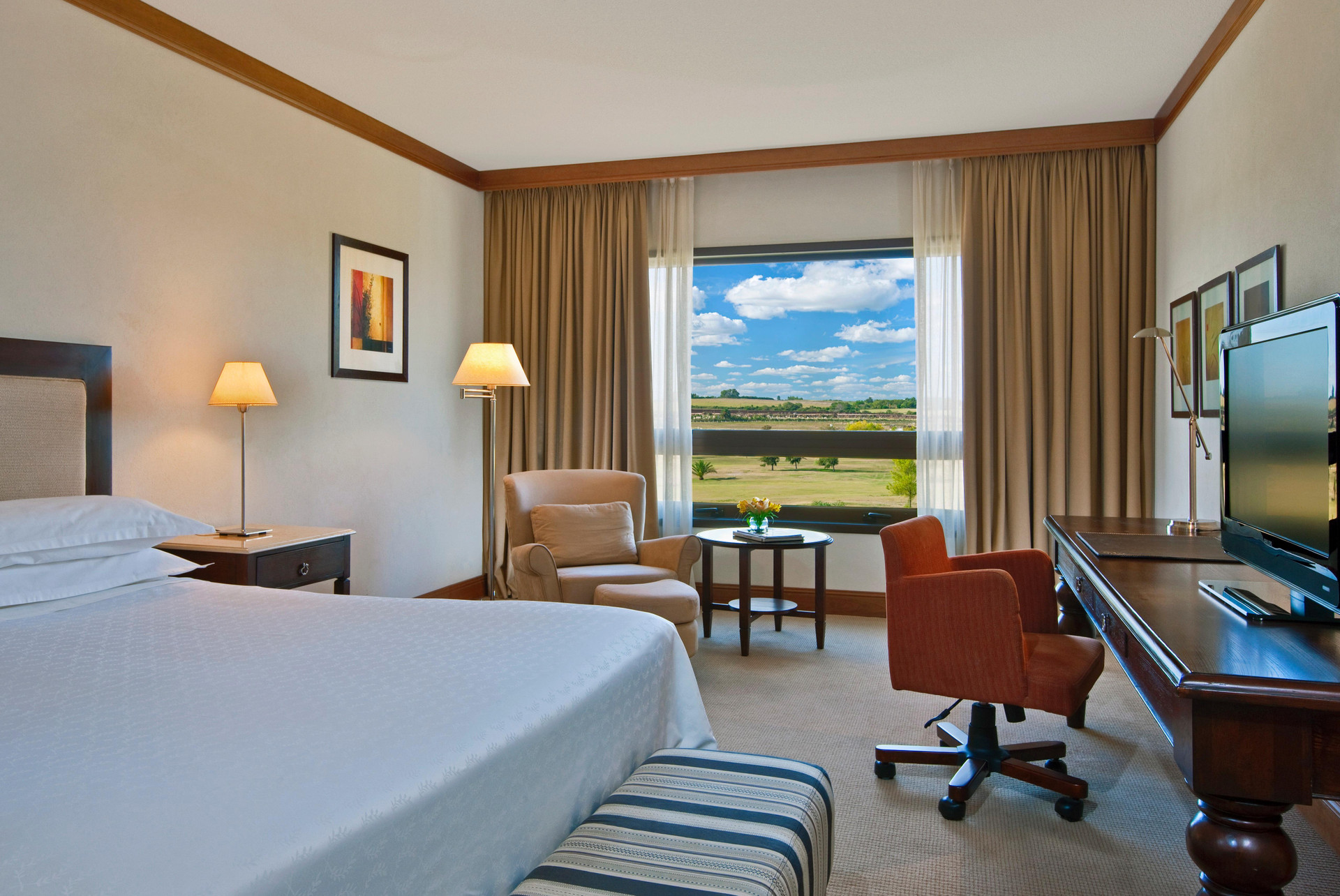 غرفة قياسية بإطلالة على النهر، Sheraton Colonia Golf and Spa Resort 3/4