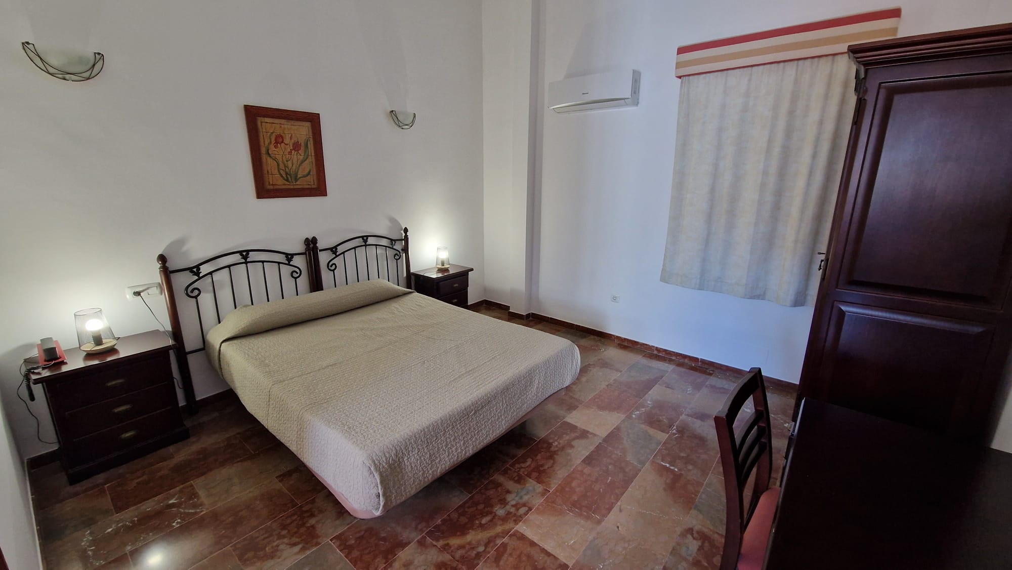Inner, Superior, Double Bed