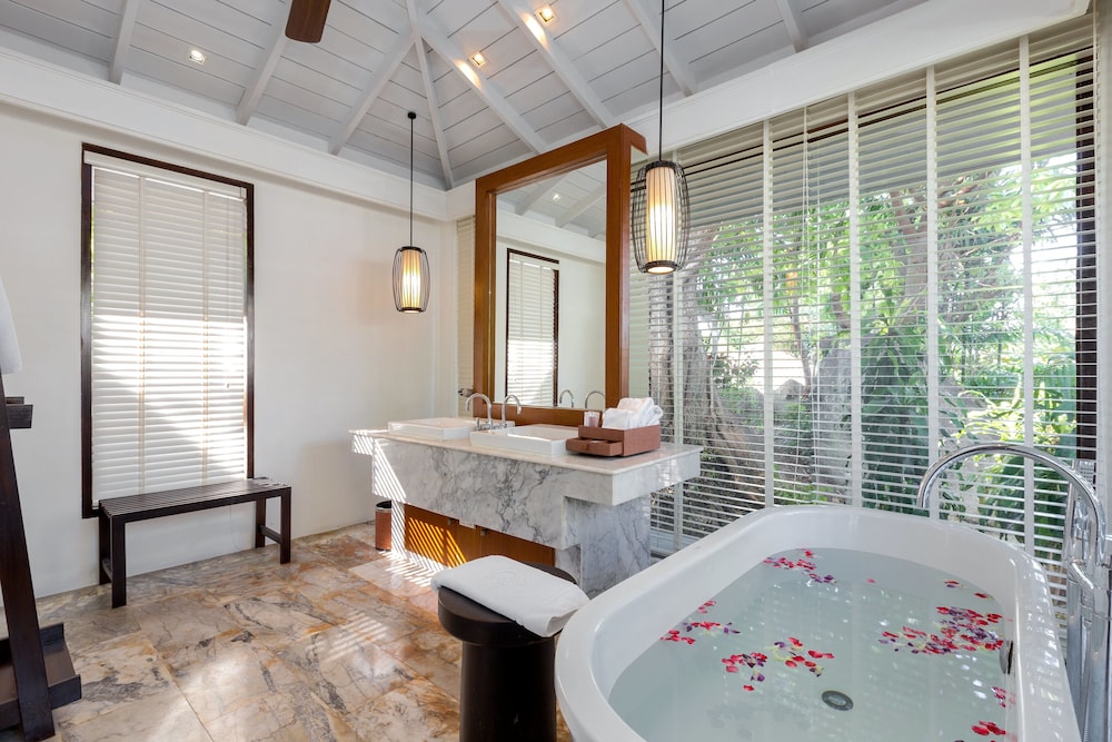 Centara Villas Samui 47/85