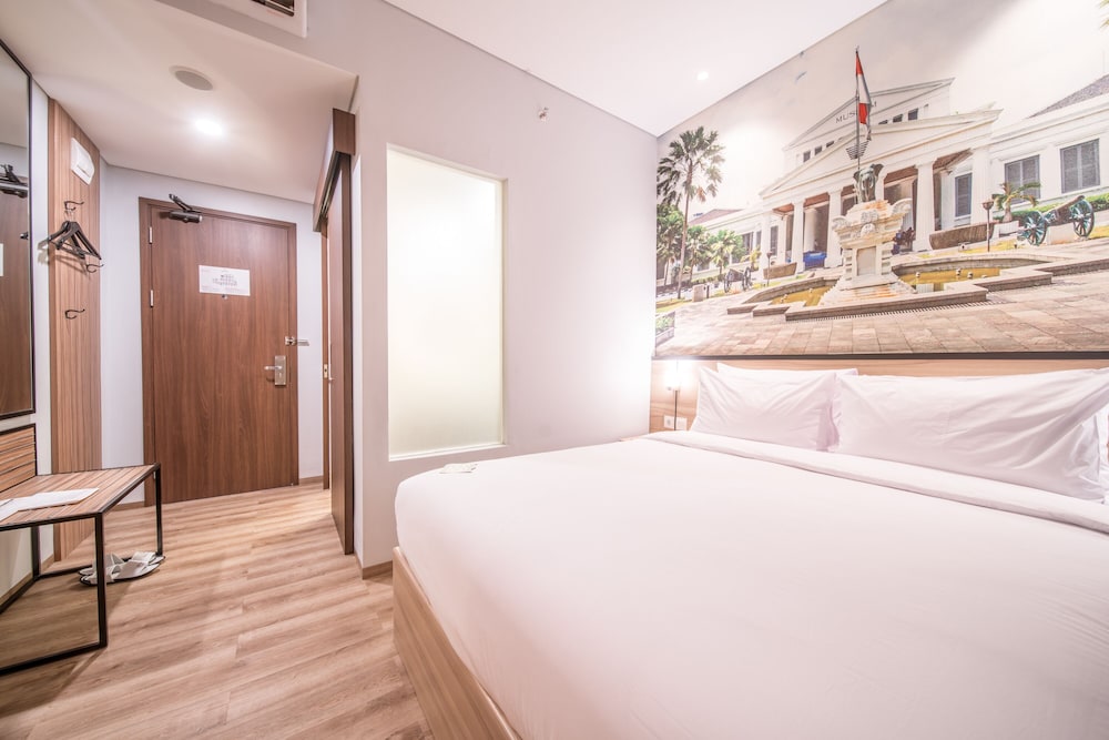 All Nite and Day Residence Kebon Jeruk 6/24