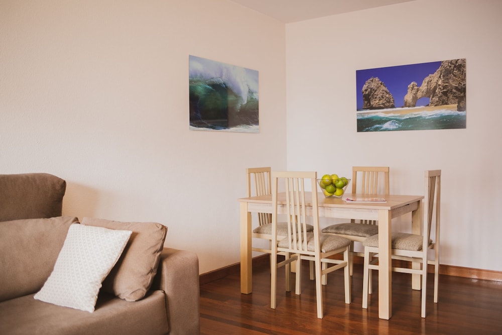 Apartamentos Alday 63/76