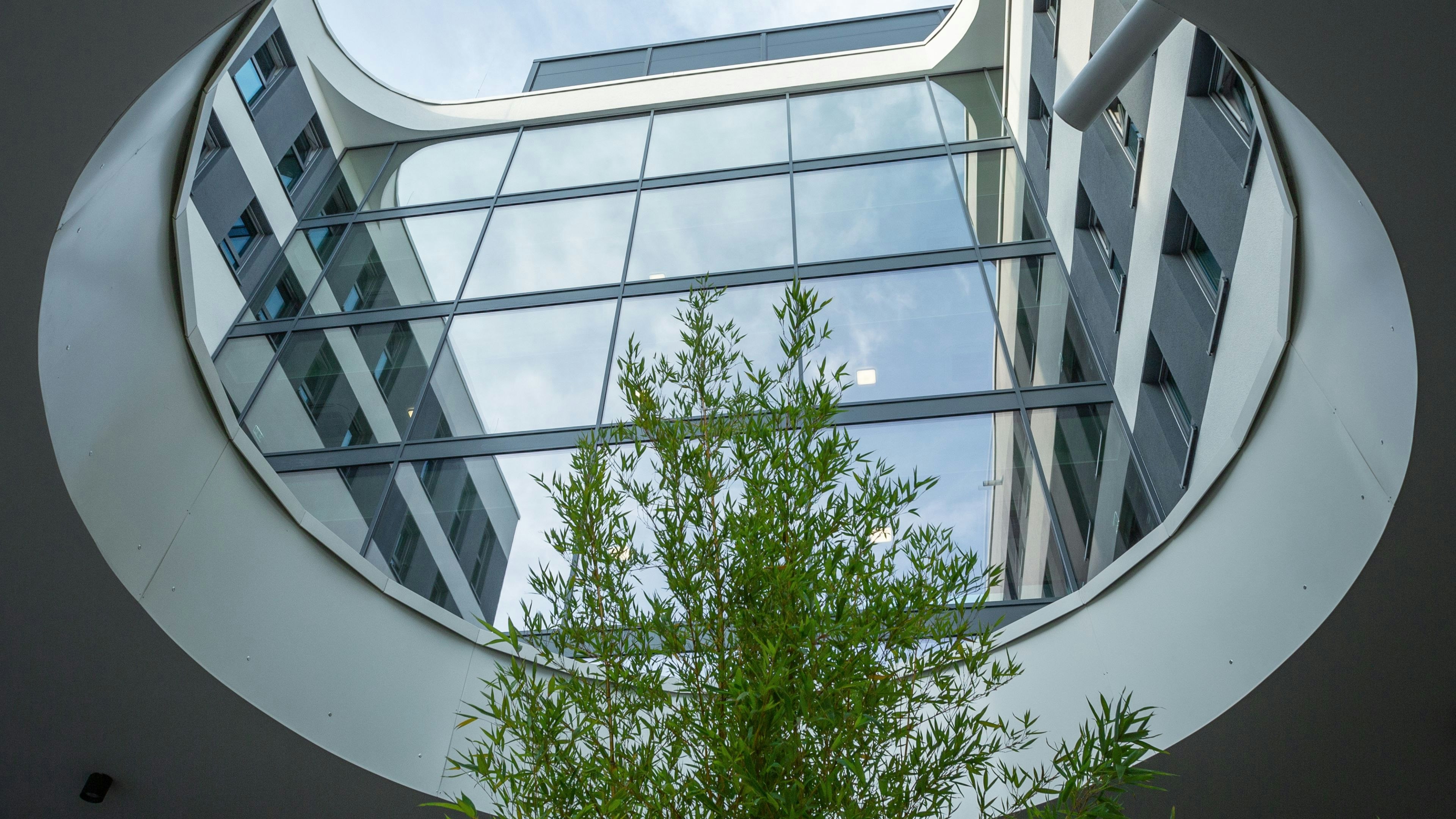 Holiday Inn - the niu, Mesh Stuttgart Messe, an IHG Hotel 7/50