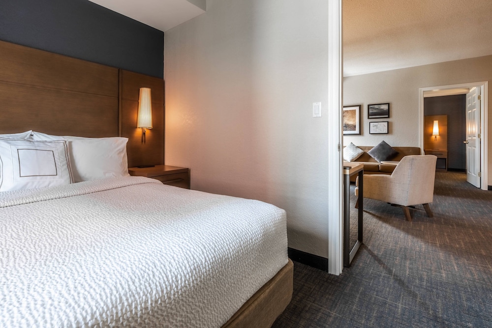 Residence Inn by Marriott Halifax Downtown 8/37