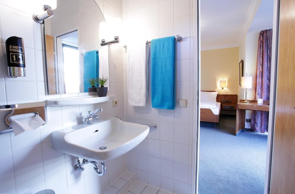 Trip Inn Klee Am Park Wiesbaden 23/48