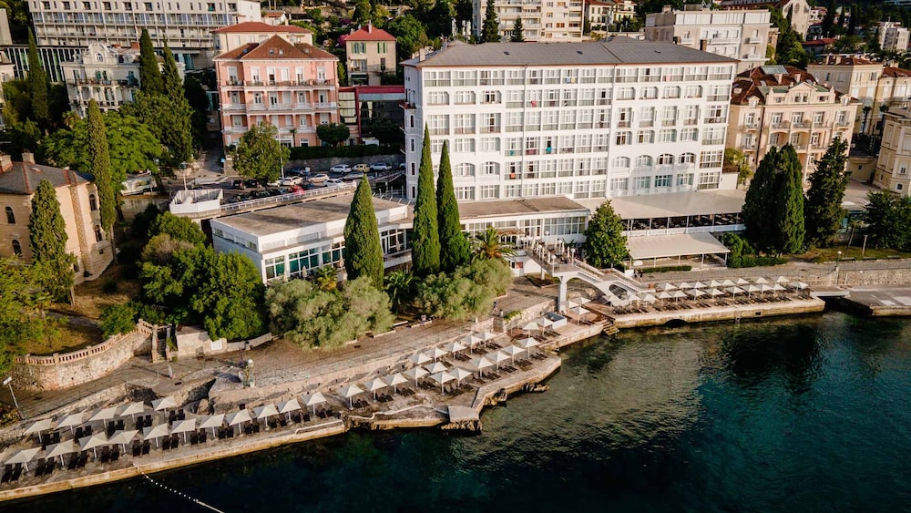 Hotel Kristal in OPATIJA
