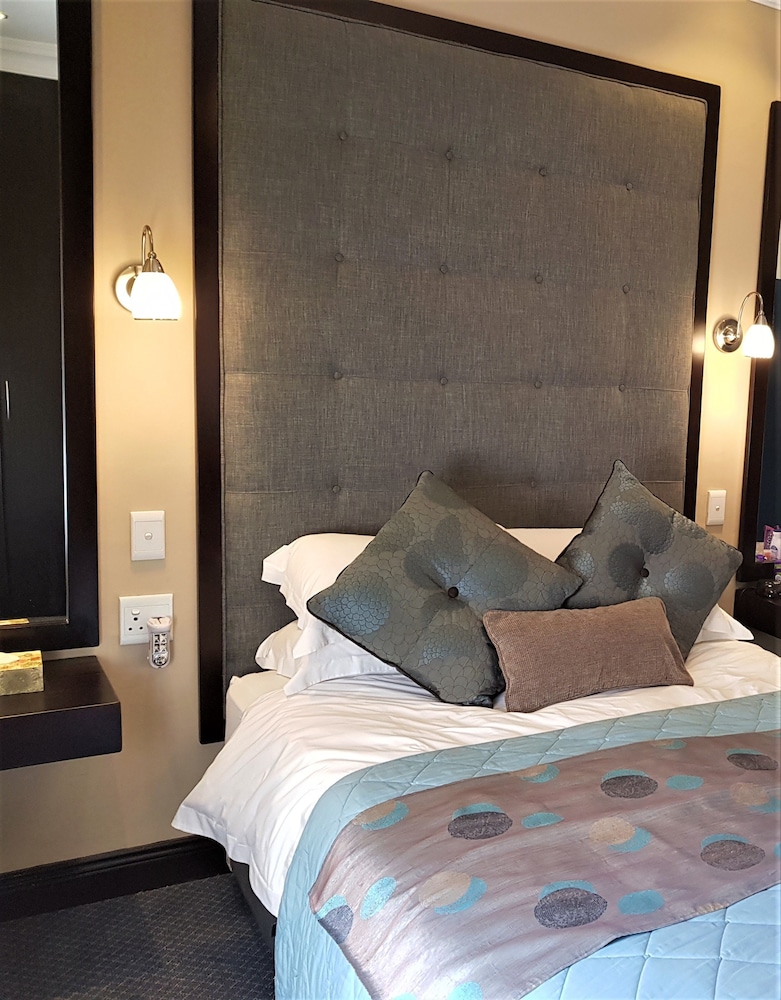 Constantia Manor Guesthouse 33/77