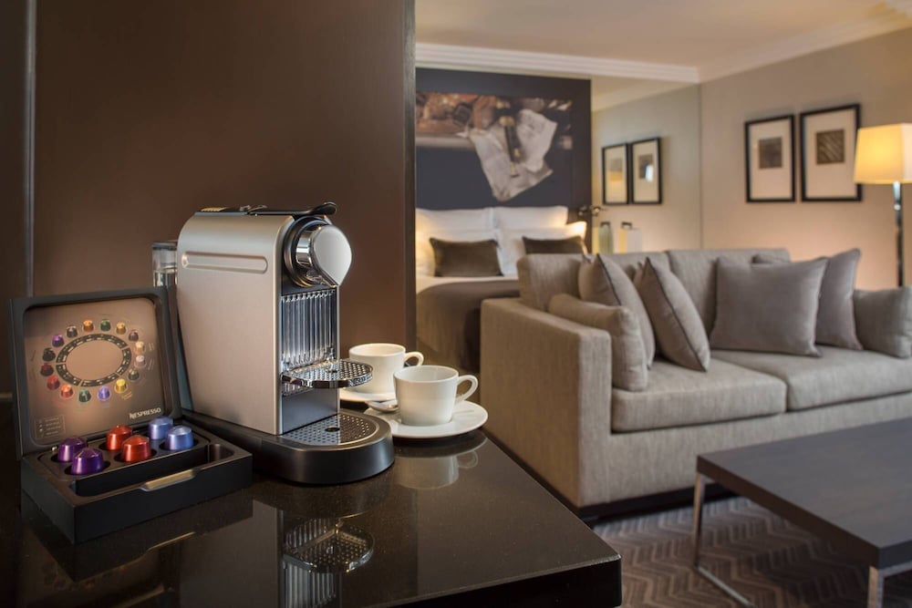 The Lowndes London – A Jumeirah Partner Hotel 34/46