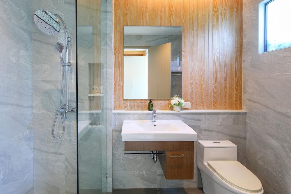 Craft Resort & Villas 66/69