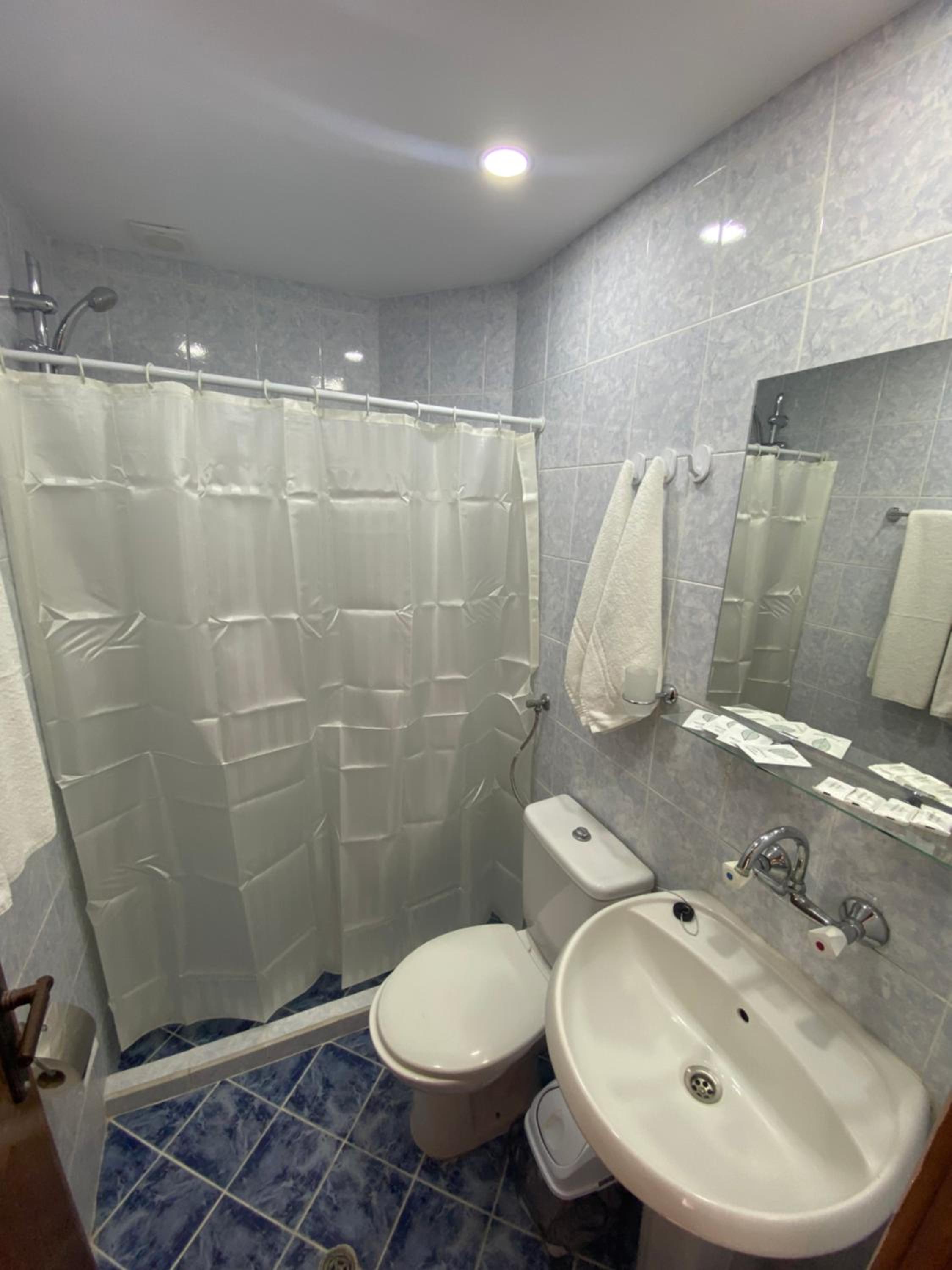 غرفة بسرير مزدوج أو سريرين منفصلين بإطلالة على الحديقة، Palma Beach Hotel 7/7
