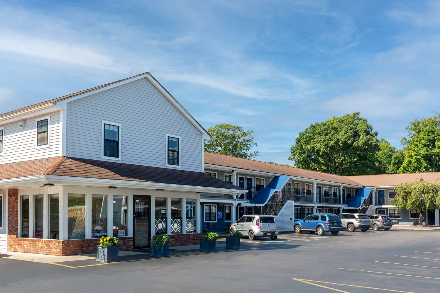 Knights Inn North Attleboro 11/12