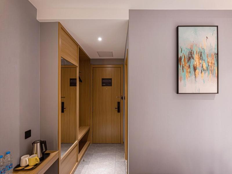 Lobby at Gya Suzhou Hanshan Temple Binhe Road Subway Station Hotel, SUZHOU
