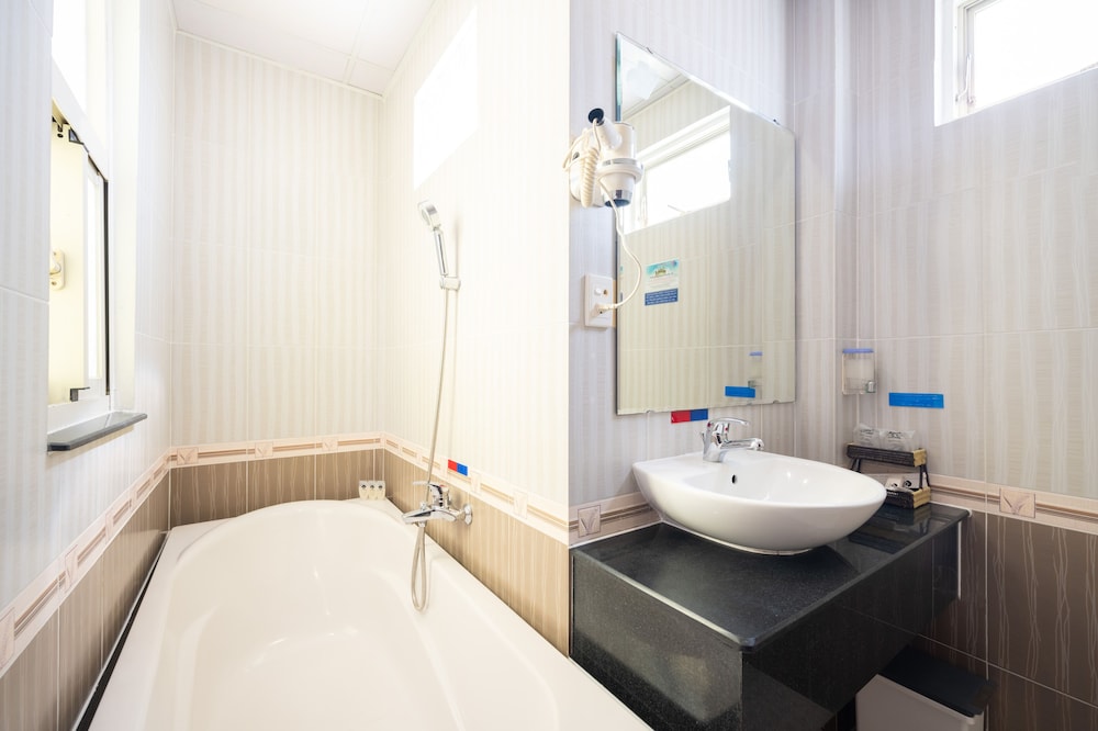Duc Vuong Hotel 29/86
