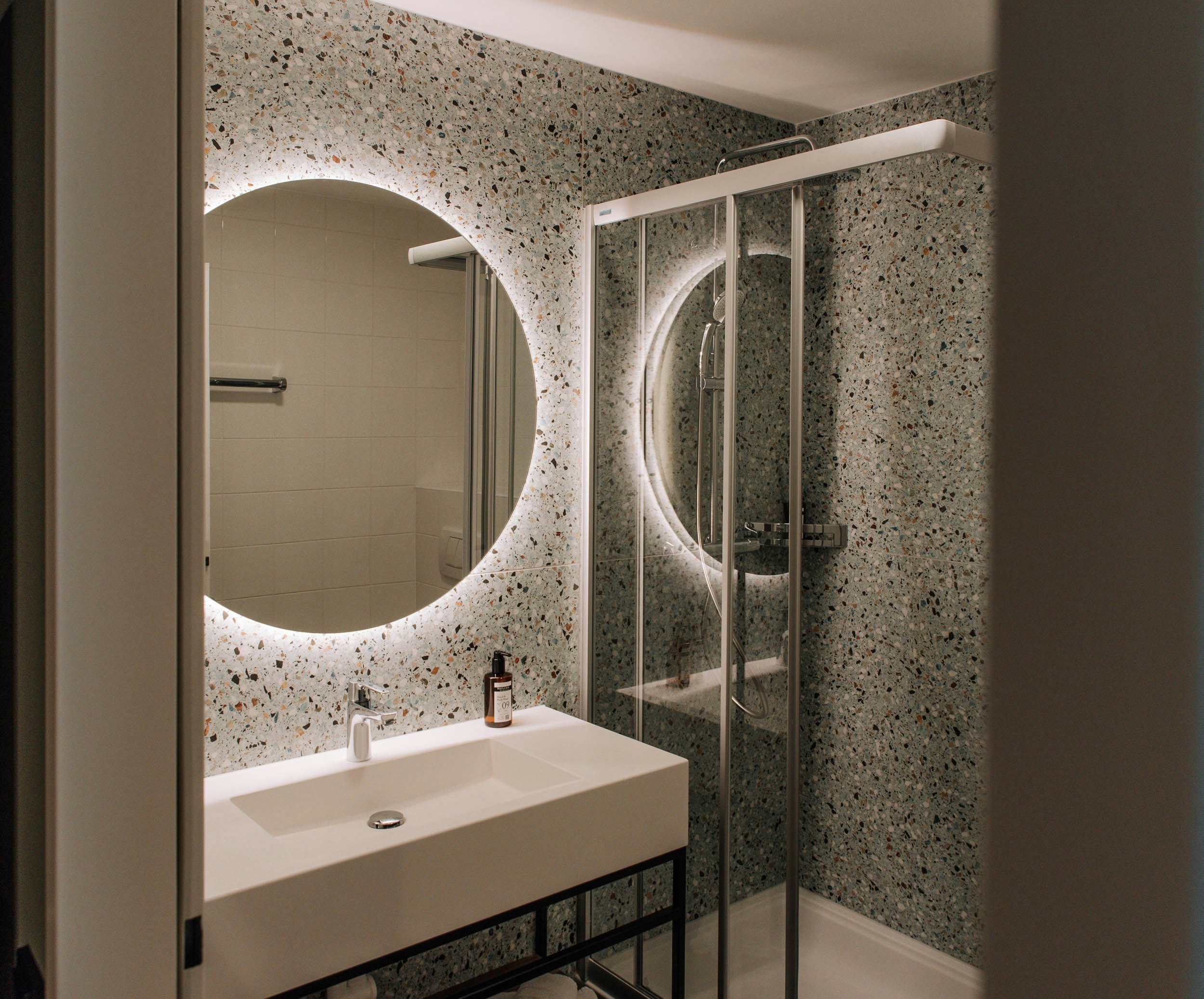 Heinhotel Vienna Airport 50/50