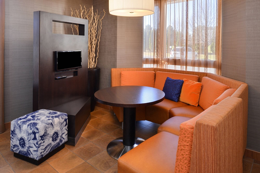 Country Inn & Suites by Radisson, Brown Deer - Milwaukee North 47/65