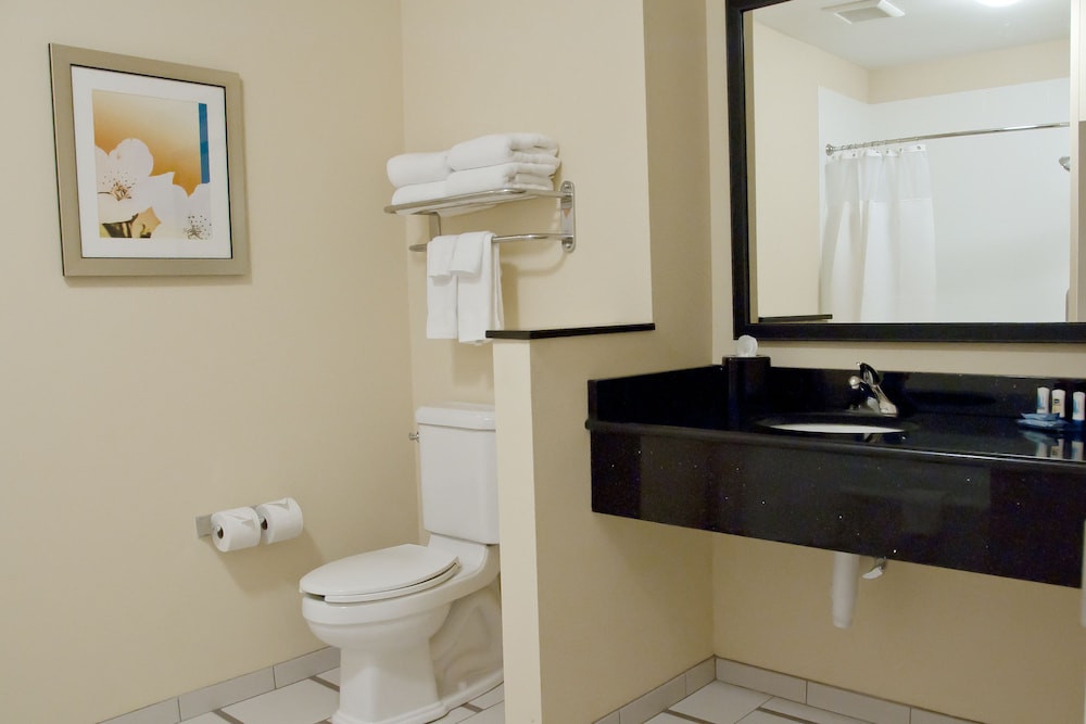 Comfort Inn and Suites Ankeny - Des Moines 9/31