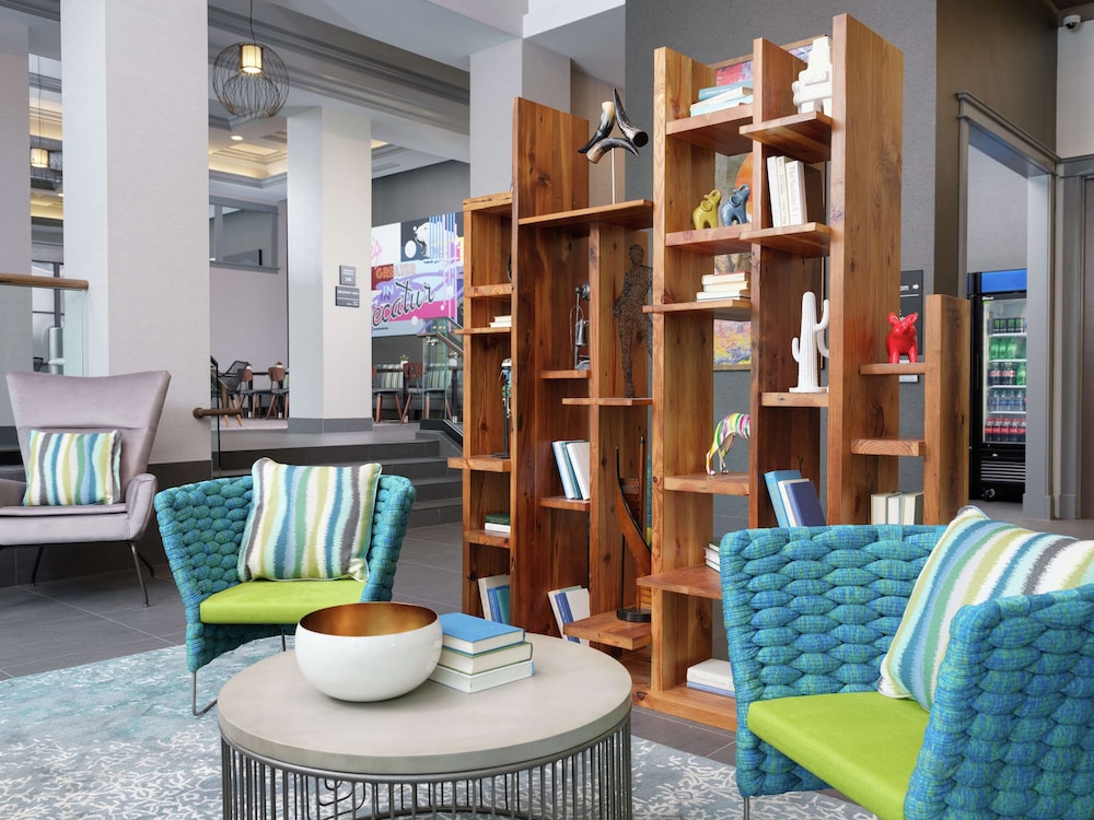 Hampton Inn & Suites Atlanta Decatur/Emory 63/81