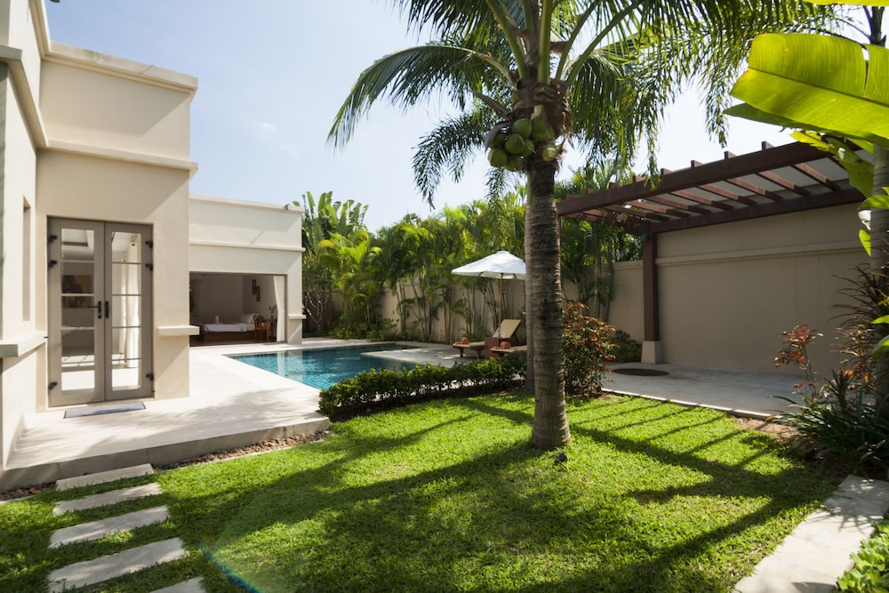 The Residence Resort & Spa Retreat 52/61